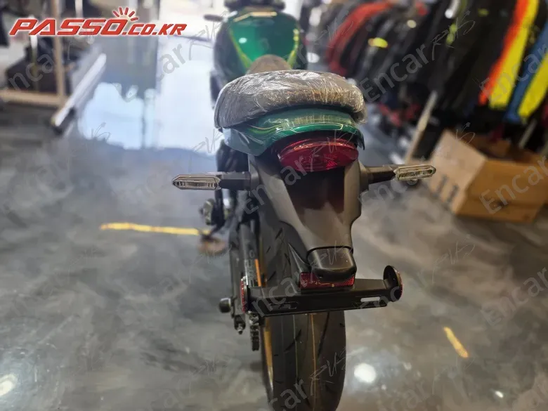 KAWASAKI Z 650 RS ABS - фото 4