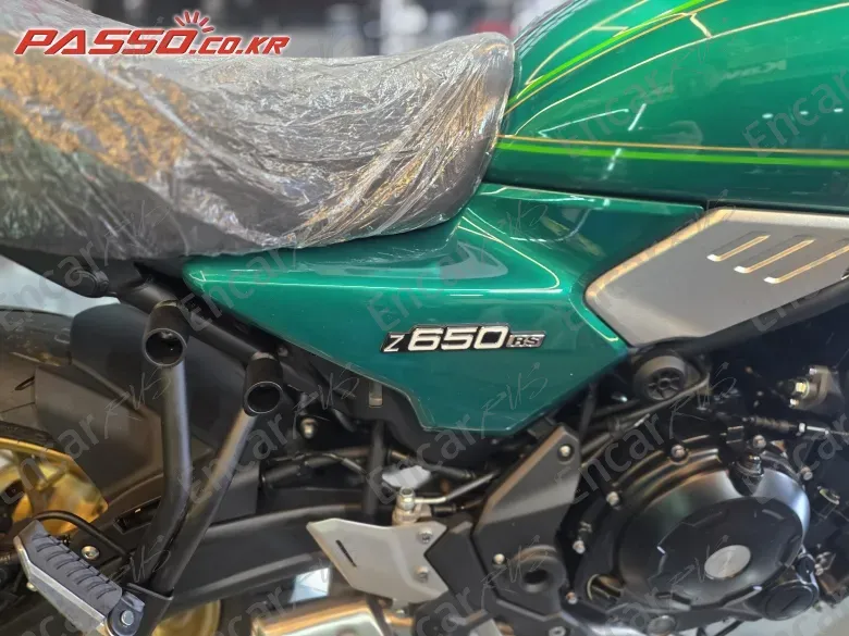 KAWASAKI Z 650 RS ABS - фото 6