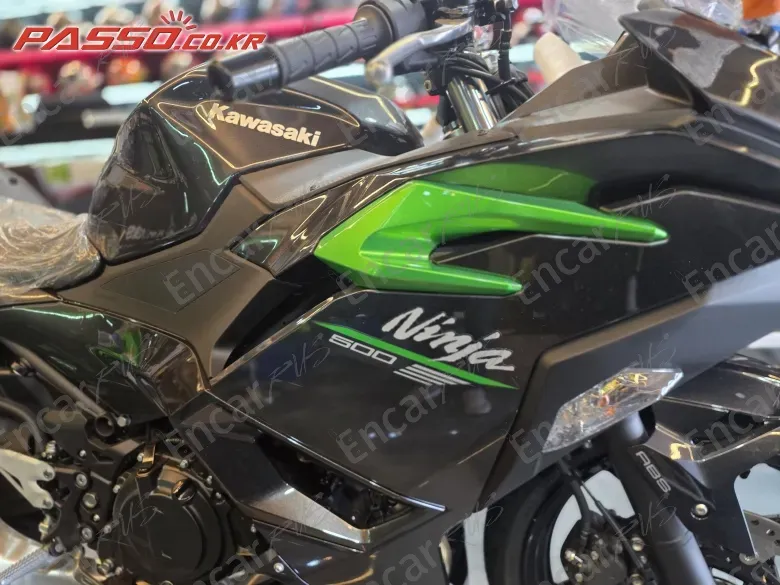 KAWASAKI ZX 500 R - фото 3