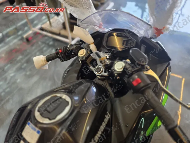 KAWASAKI ZX 500 R - фото 4