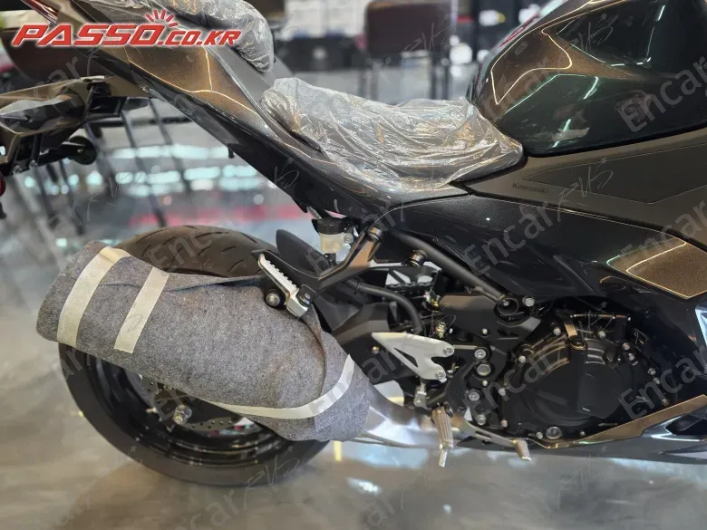 KAWASAKI ZX 500 R - фото 6