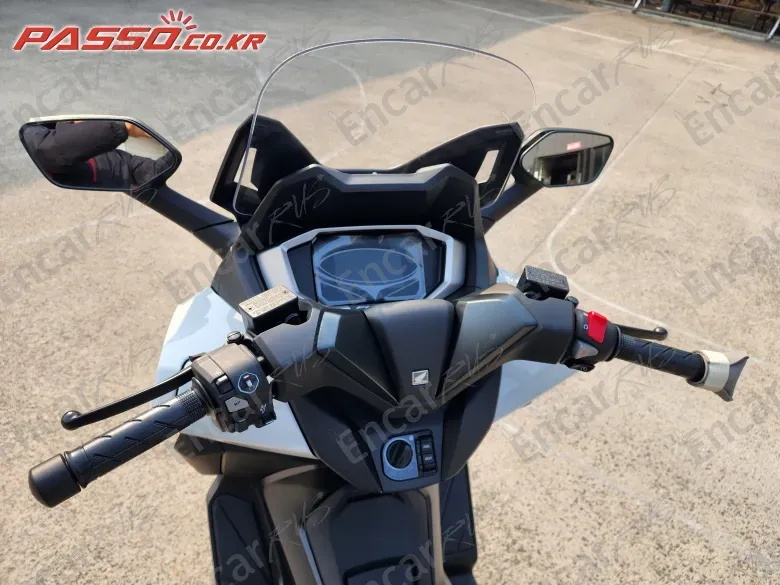 HONDA FORZA 350 - фото 3