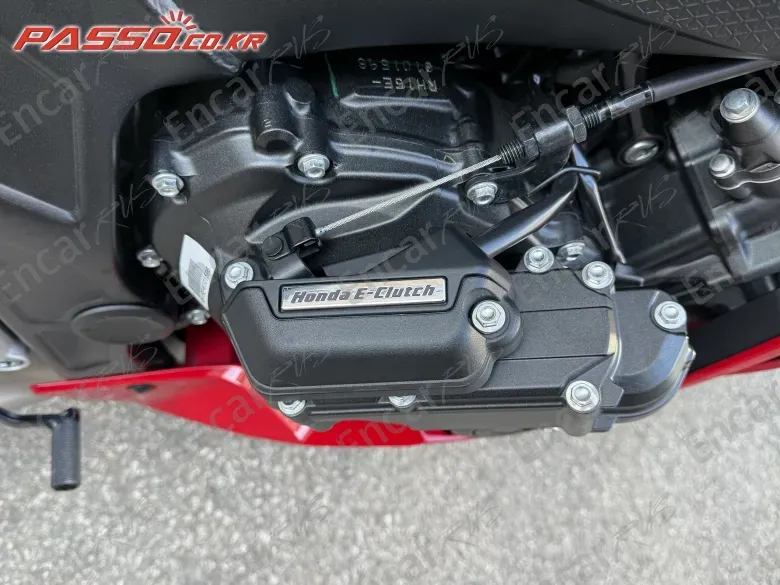 HONDA CBR 650 R E-CLUTCH - фото 4