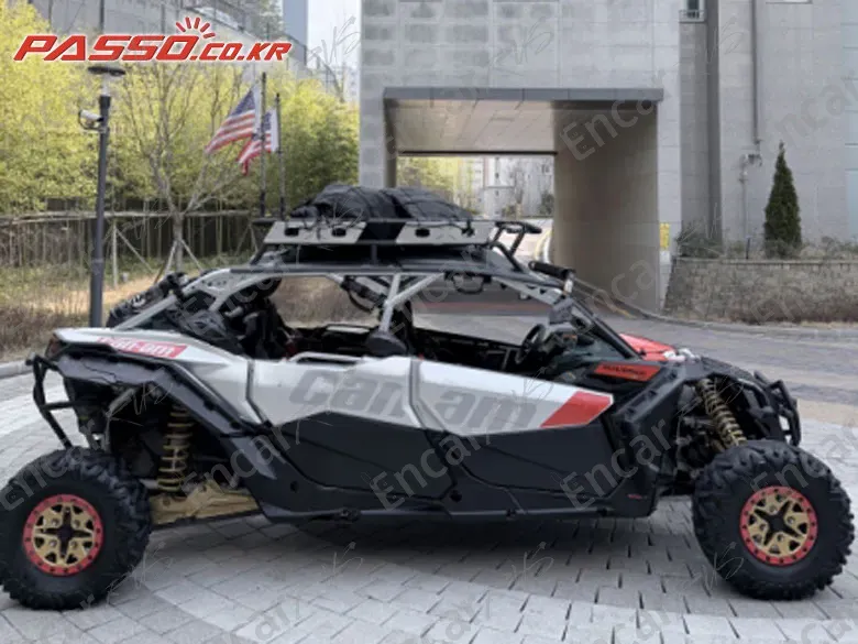 BRP CAN-AM MAVERICK X3 X RS - фото 0