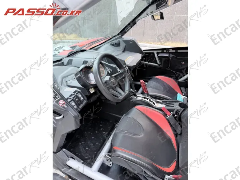 BRP CAN-AM MAVERICK X3 X RS - фото 3