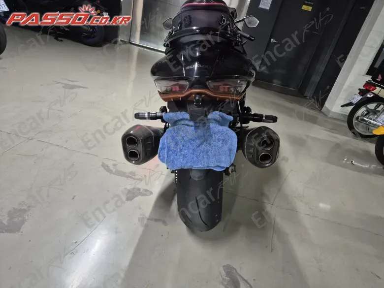 SUZUKI GSX R 1300 HAYABUSA - фото 2