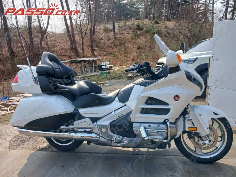 HONDA GOLDWING 1800 - фото 0