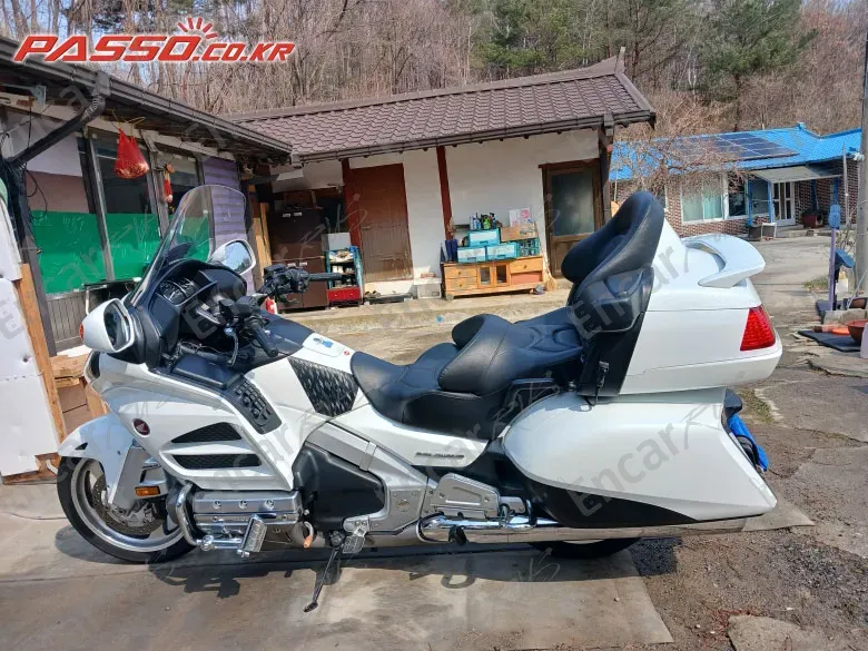 HONDA GOLDWING 1800 - фото 1