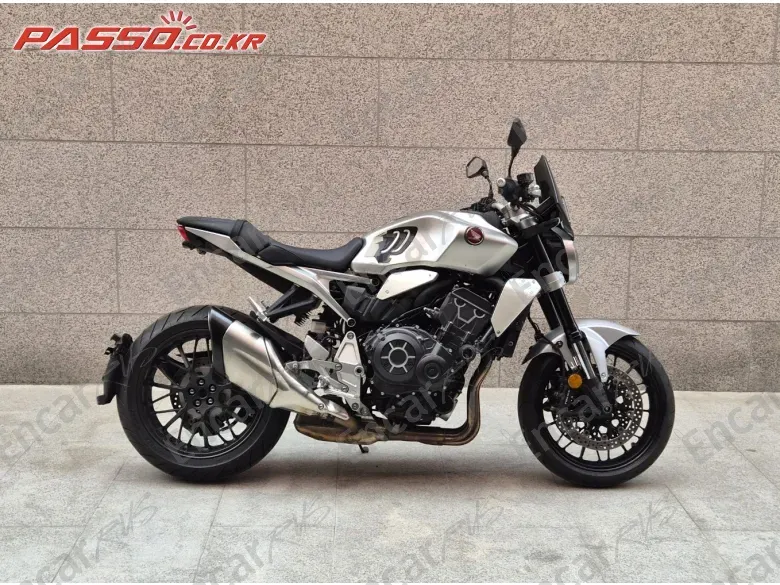 HONDA CB 1000 R - фото 0