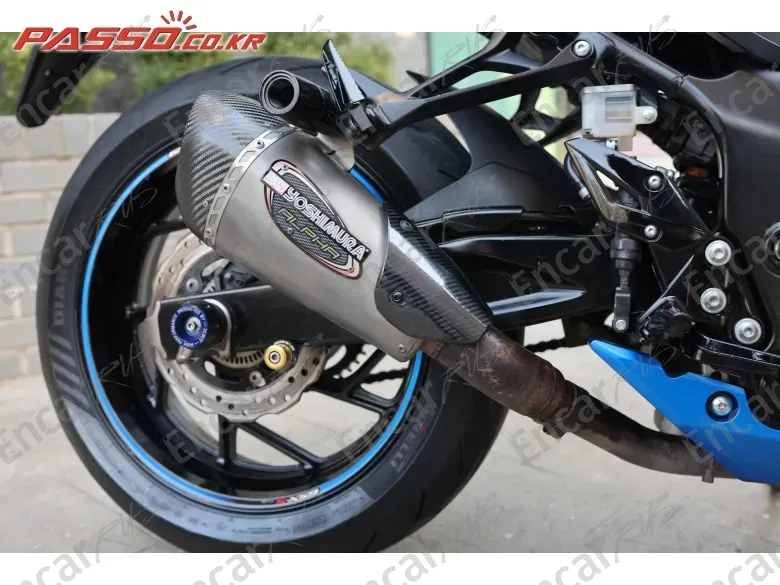 SUZUKI GSX S 750 - фото 6