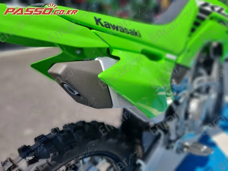 KAWASAKI KLX 140 - фото 6