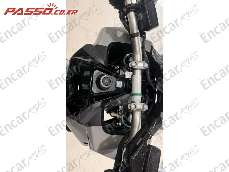 HONDA X ADV - фото 5
