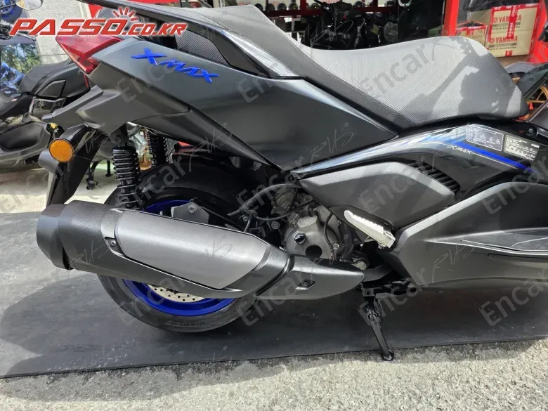 YAMAHA X MAX 300 ABS - фото 6