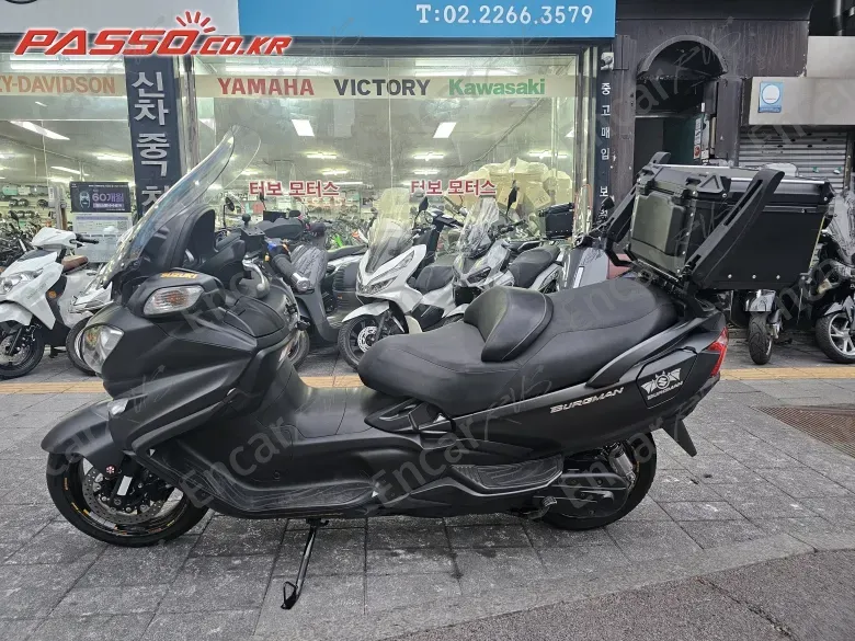 Suzuki Burgman 650 - фото 1