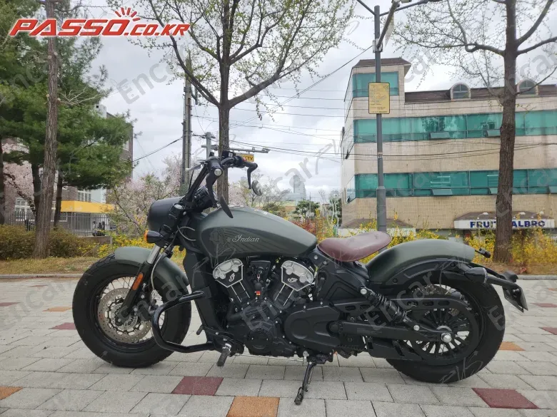 Indian Scout Bobber Twenty - фото 1