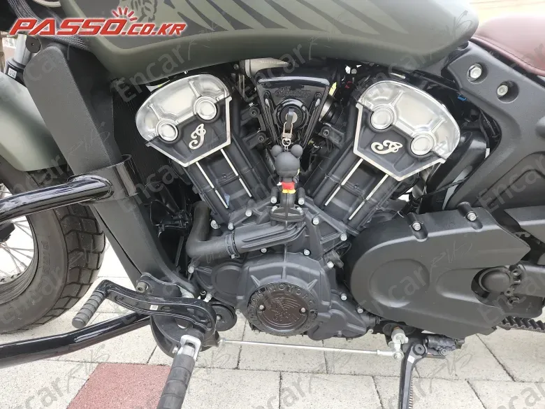 Indian Scout Bobber Twenty - фото 4