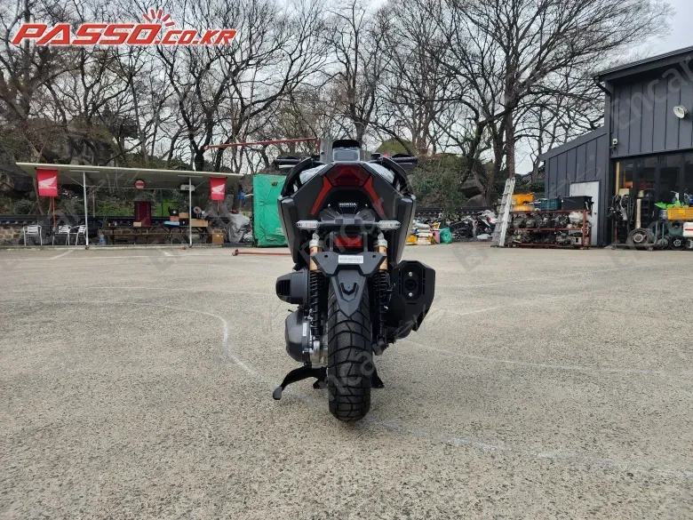 HONDA ADV 350 - фото 2