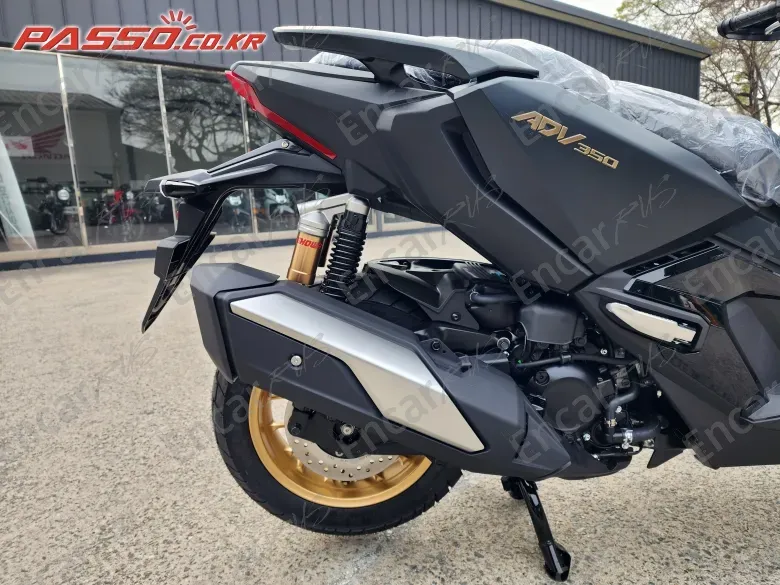 HONDA ADV 350 - фото 6