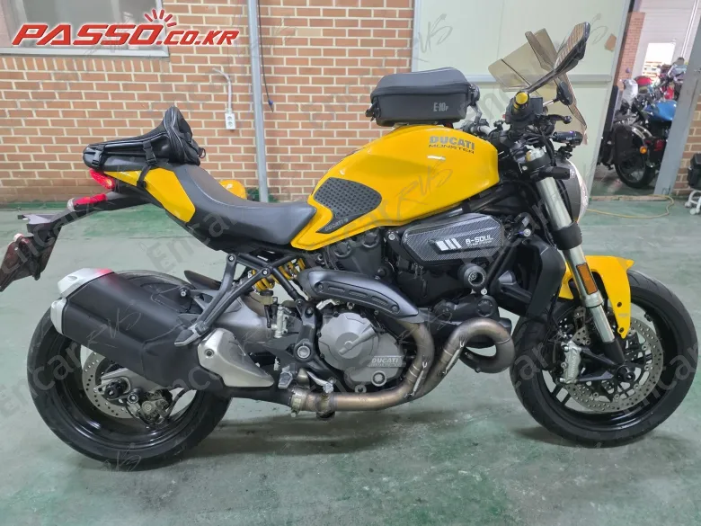 Ducati Monster 821 - фото 0