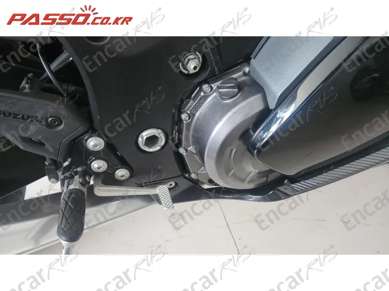 SUZUKI GSX R 1300 HAYABUSA - фото 4