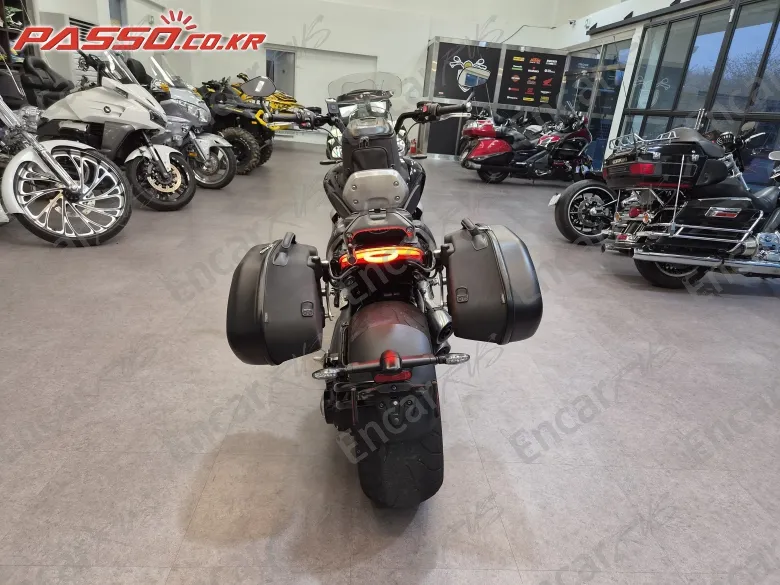 TRIUMPH ROCKET Ⅲ R - фото 6