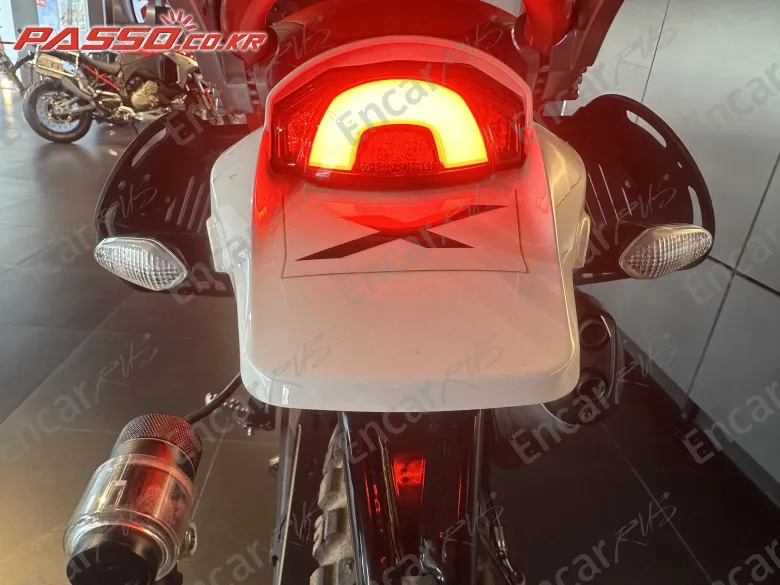 DUCATI DESERT X - фото 2