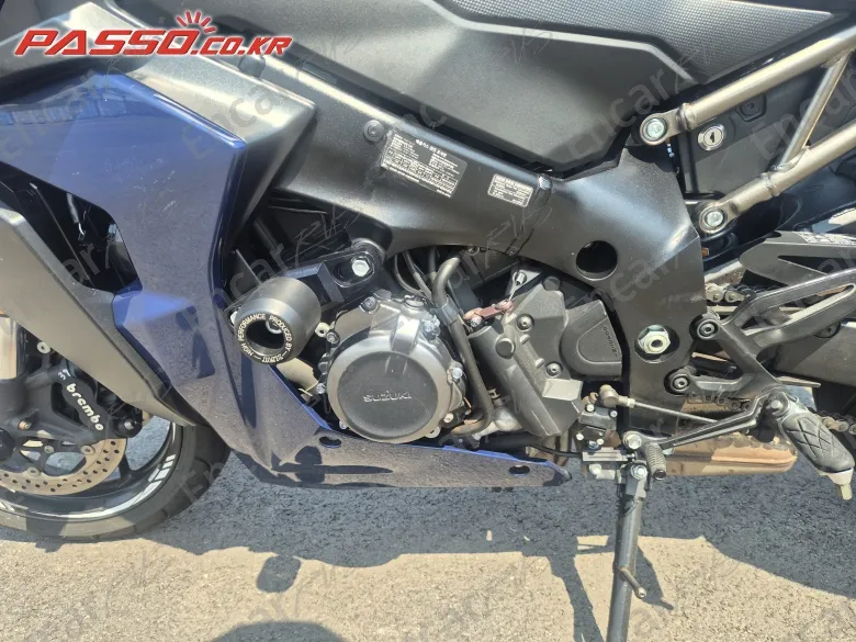 Suzuki Gsx S 1000 Gt - фото 4