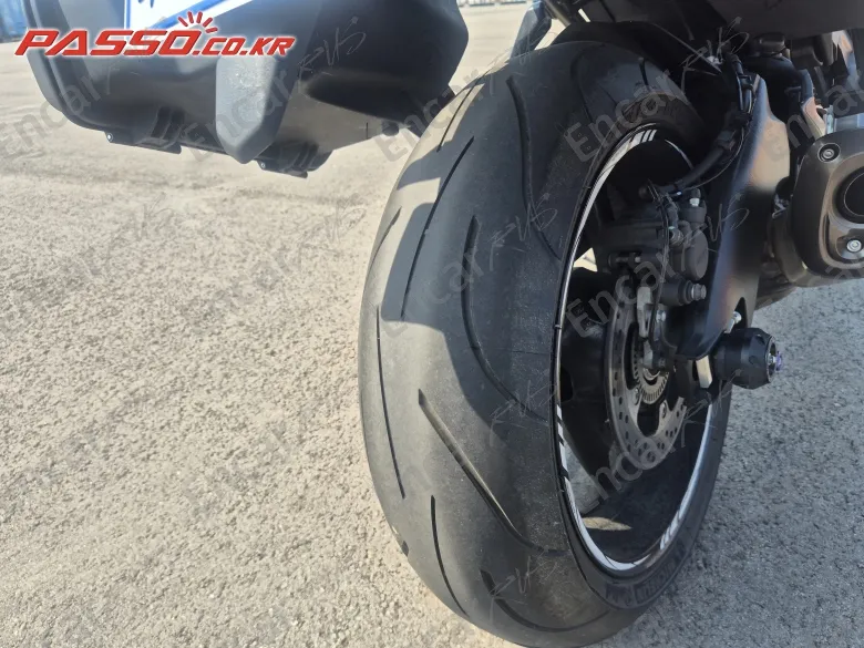 Suzuki Gsx S 1000 Gt - фото 6