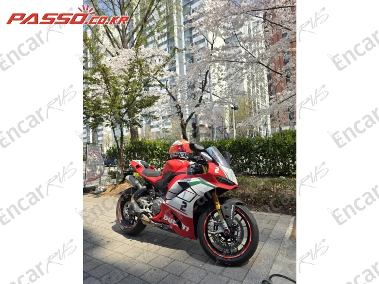 Ducati Panigale V2 S - фото 2