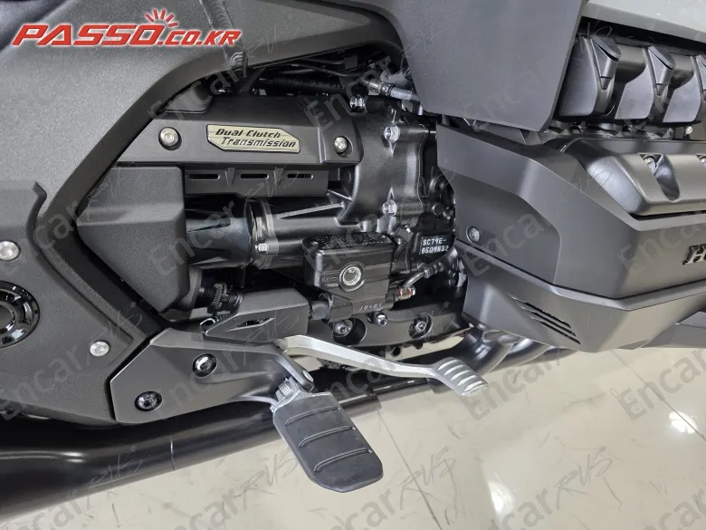 HONDA GOLDWING TOUR DCT AIRBAG - фото 4
