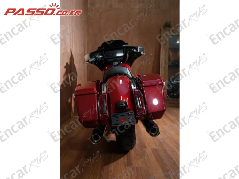 HARLEY-DAVIDSON FLHX - фото 2