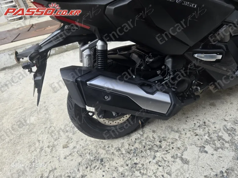 Honda Adv 350 - фото 6