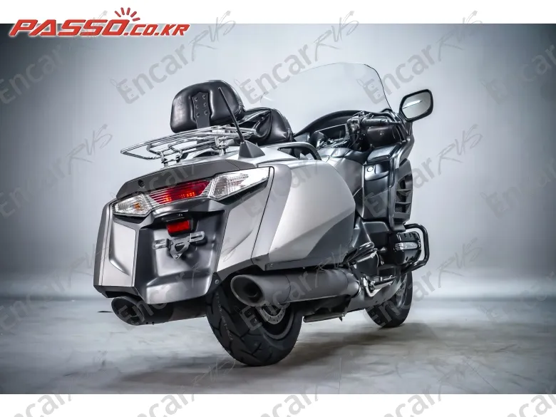 Honda Goldwing F6b - фото 2