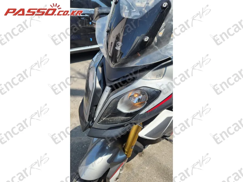 Bmw S 1000 Xr - фото 1