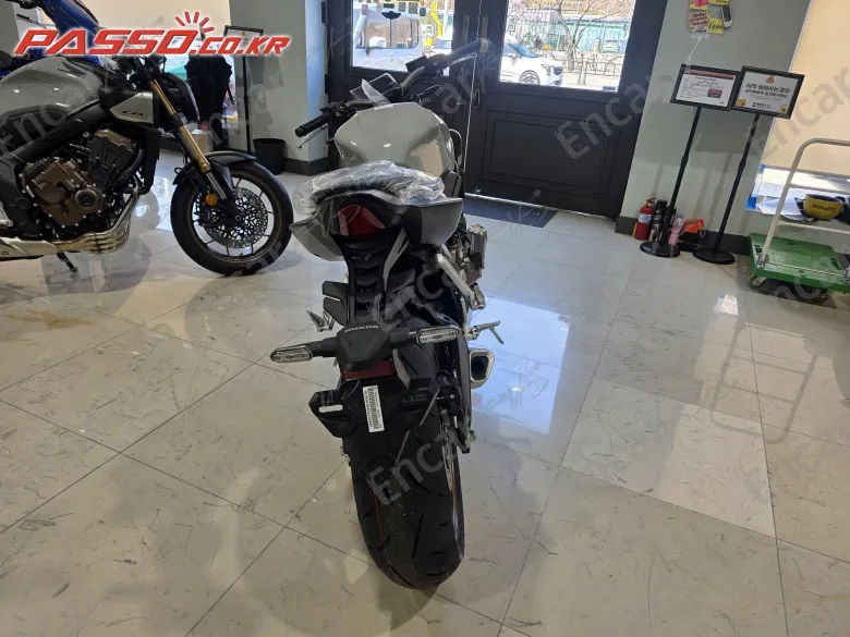 Honda Cb 650 R E-Clutch - фото 2