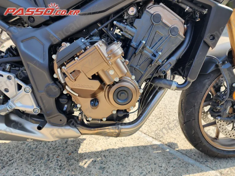 Honda Cb 650 R E-Clutch - фото 4