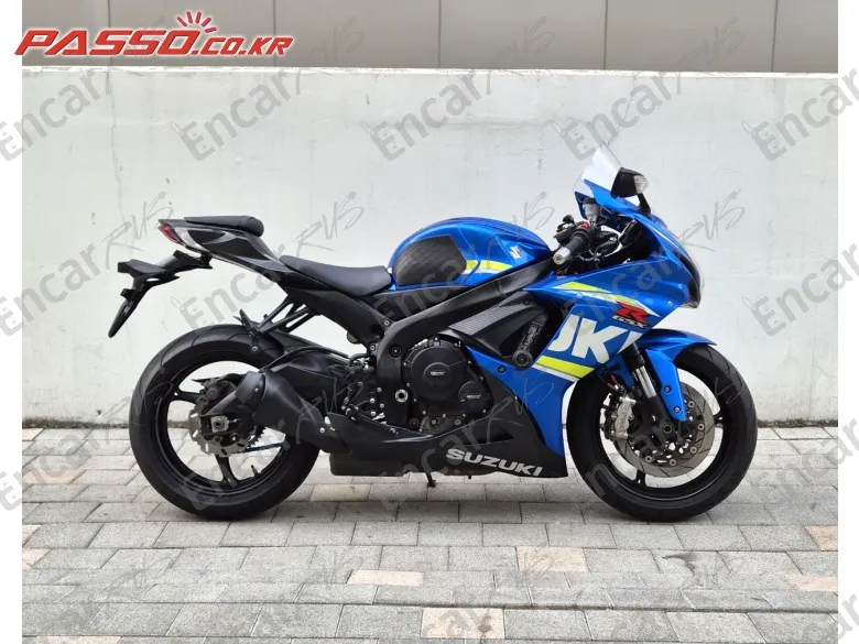 SUZUKI GSX R 600 - фото 0