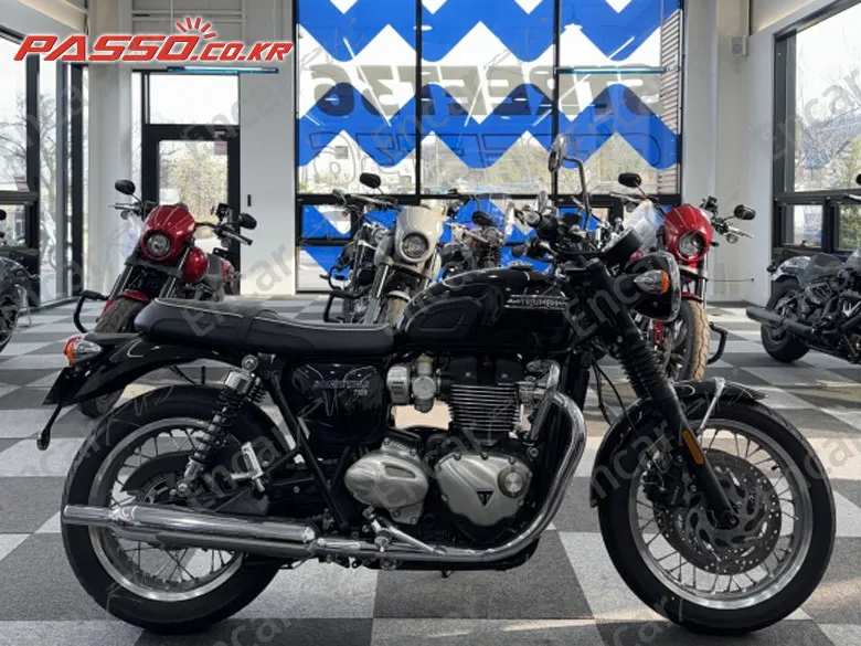 Triumph Bonneville T120 - фото 0