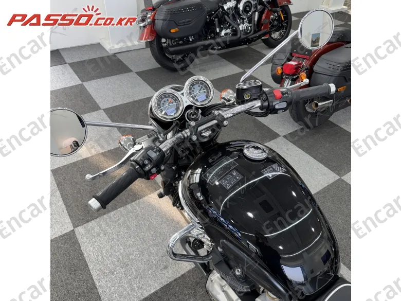 Triumph Bonneville T120 - фото 3