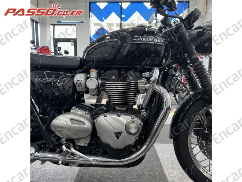 Triumph Bonneville T120 - фото 4