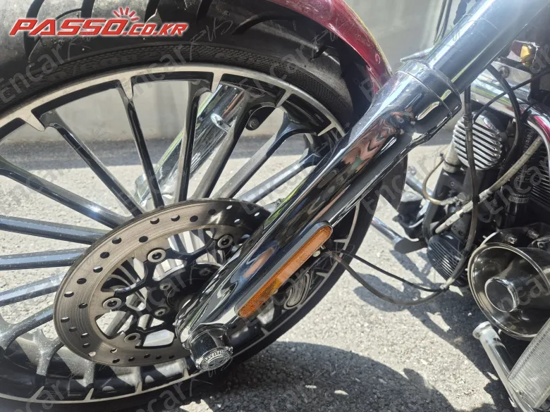 Harley-Davidson Breakout - фото 5
