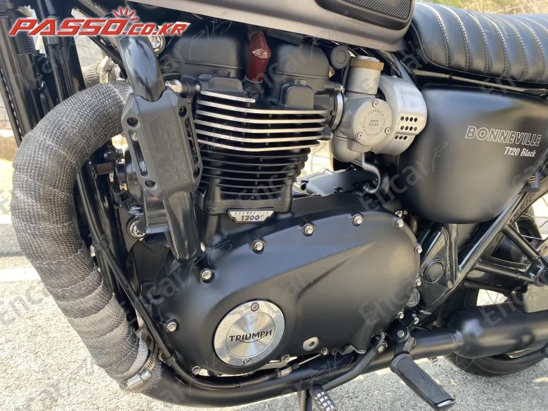 Triumph Bonneville T120 - фото 4