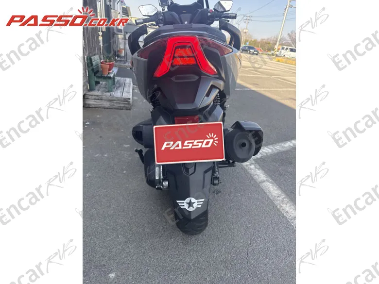 HONDA FORZA 350 - фото 2