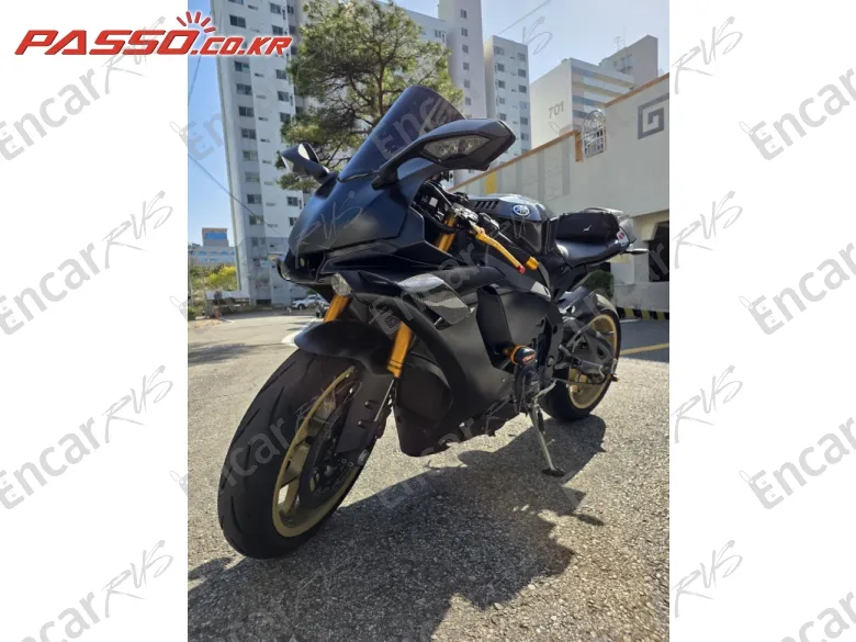 Yamaha Yzf R1 - фото 1