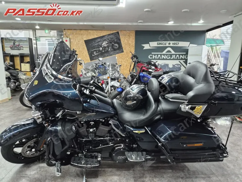 HARLEY-DAVIDSON ULTRA LIMITED - фото 1