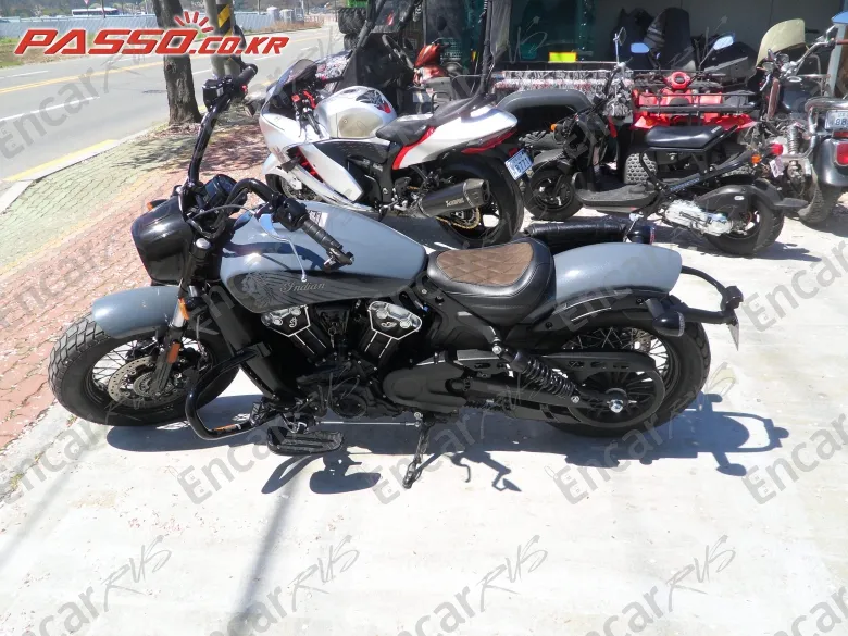 Indian Scout Bobber Twenty - фото 1