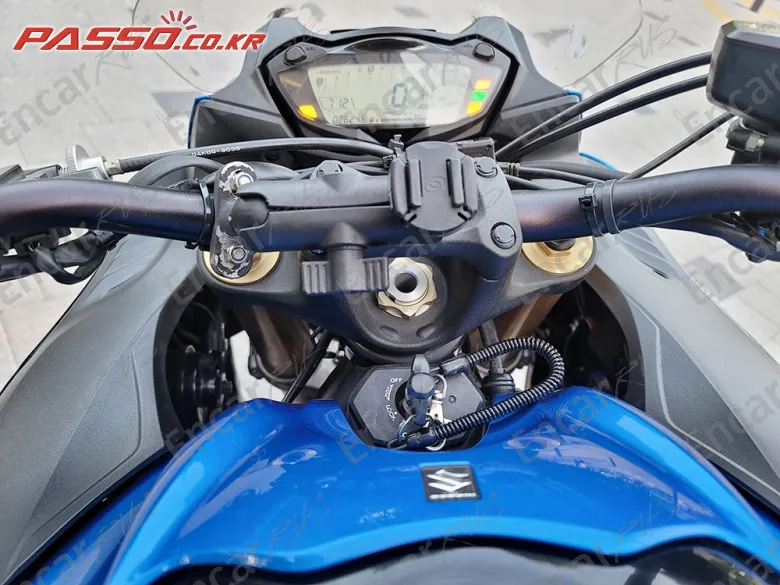 Suzuki Gsx S 1000 F - фото 3