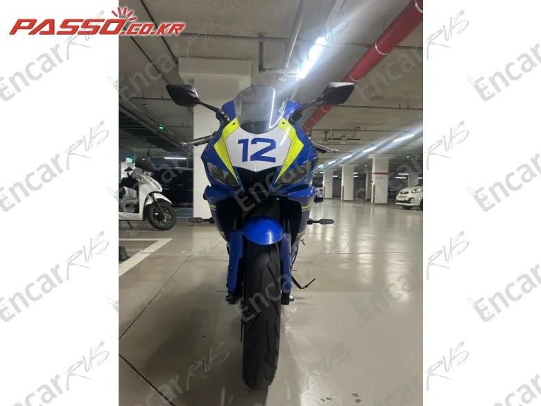 YAMAHA YZF R3 - фото 0