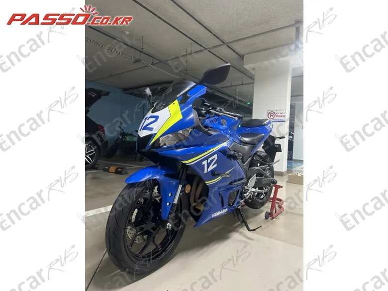 YAMAHA YZF R3 - фото 1
