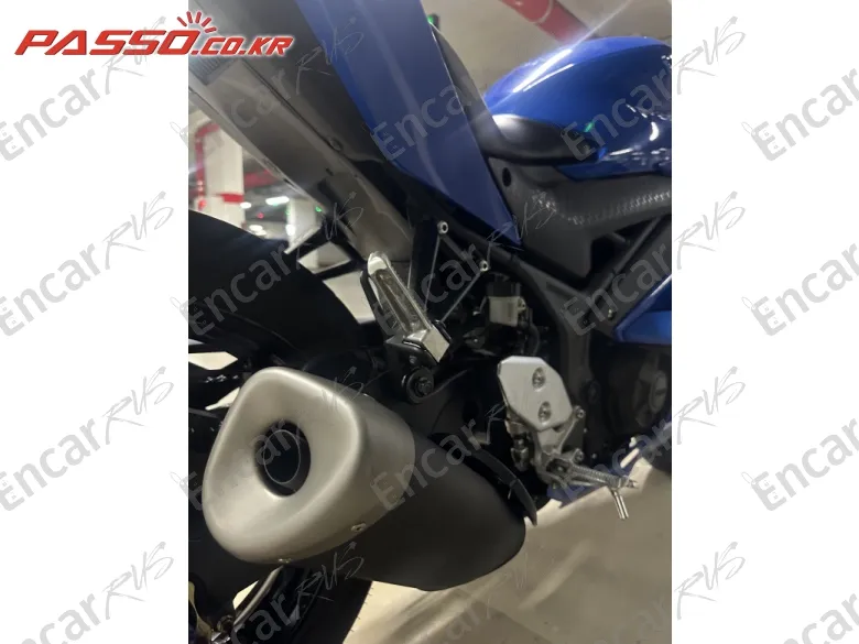YAMAHA YZF R3 - фото 5